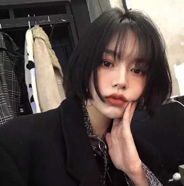 他的脑子有病
